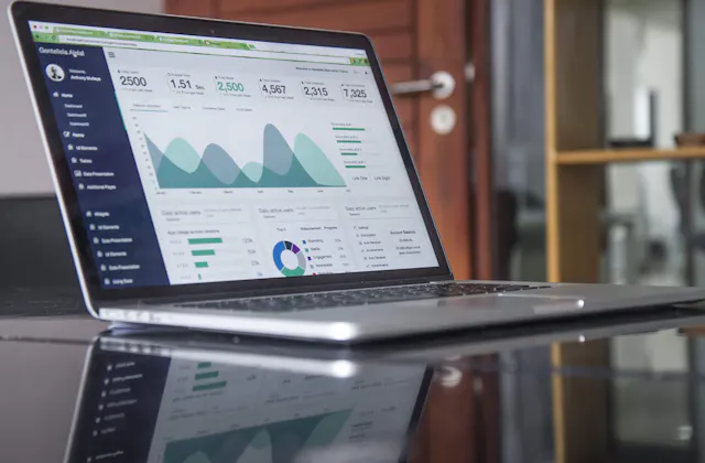 Financial data analysis on a laptop
